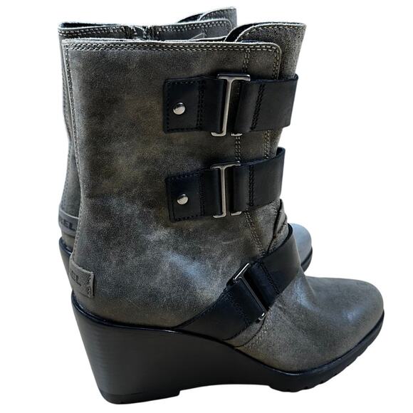 Sorel After Hours Leather Booties Grey Black Buckle Closure Women's Size 7 NWOB - Picture 2 of 6